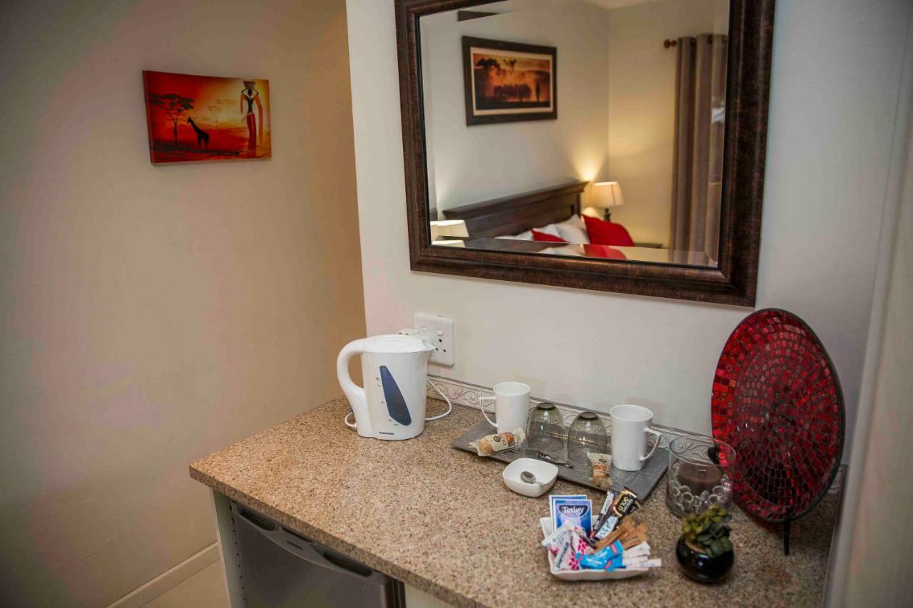 Palmwood Guesthouse Amanzimtoti Esterno foto